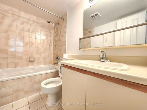 Photo 14 at 901 - 55 Centre Avenue, Bay Street Corridor, Toronto