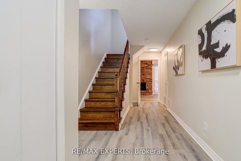 Photo 2 at 23 Thimble Berry Way, Hillcrest Village, Toronto