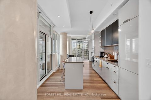 Photo 4 at 2207 - 32 Davenport Road, Annex, Toronto