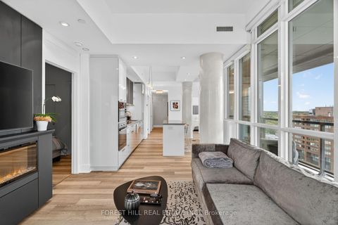 Photo 14 at 2207 - 32 Davenport Road, Annex, Toronto