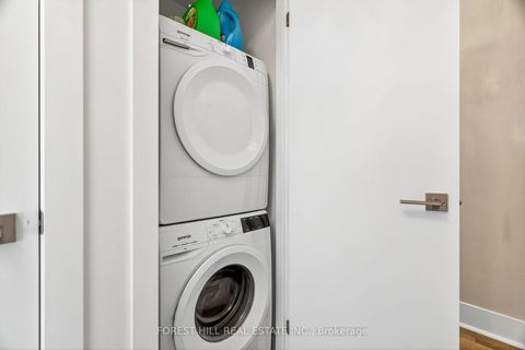 Photo 27 at 2207 - 32 Davenport Road, Annex, Toronto