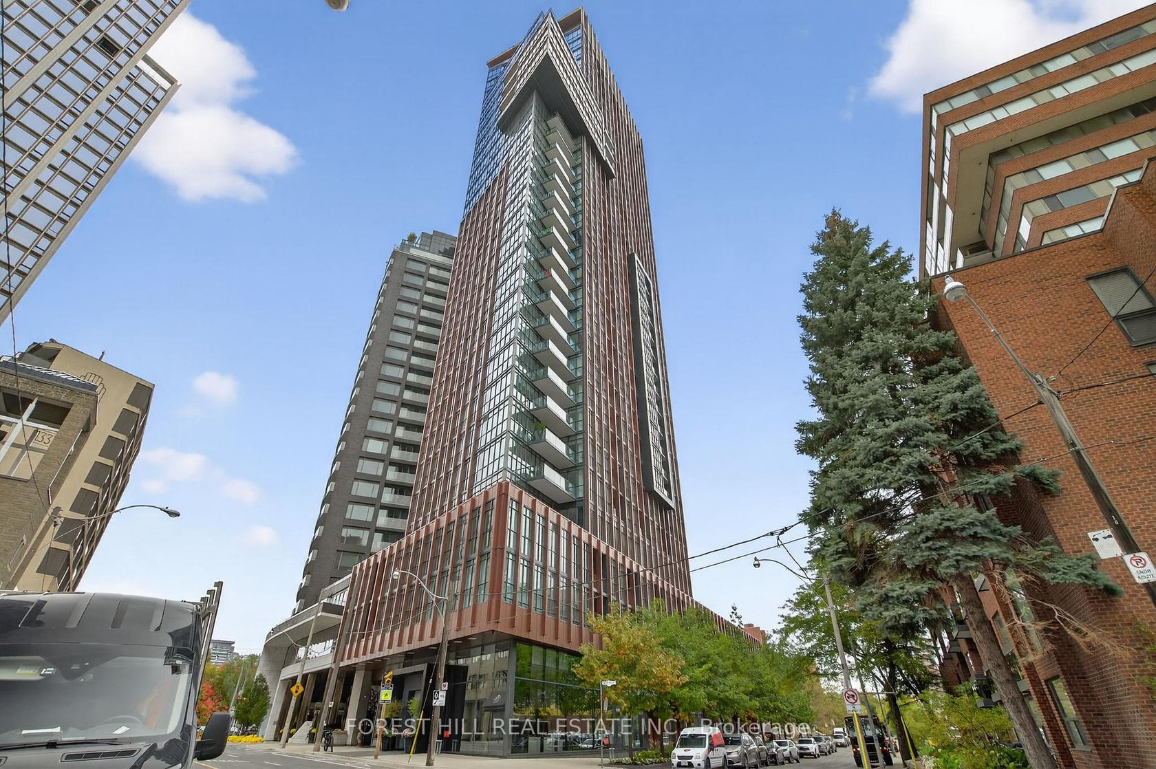 2207 - 32 Davenport Road, Annex, Toronto 