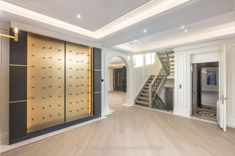 Photo 7 at 47 Danville Drive, Windfields, Toronto