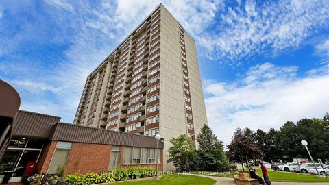 Photo 1 at 702 - 25 SILVER SPRINGS Boulevard, L'Amoreaux, Toronto