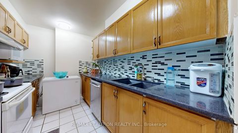 Photo 21 at 702 - 25 SILVER SPRINGS Boulevard, L'Amoreaux, Toronto