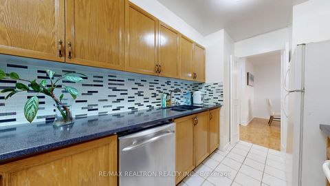 Photo 24 at 702 - 25 SILVER SPRINGS Boulevard, L'Amoreaux, Toronto