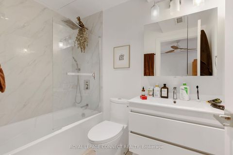 Photo 31 at 16 Rosemount Avenue, Wychwood, Toronto