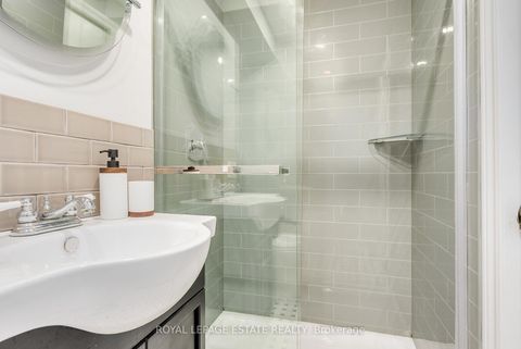 Photo 30 at 21 Nuffield Drive, Guildwood, Toronto