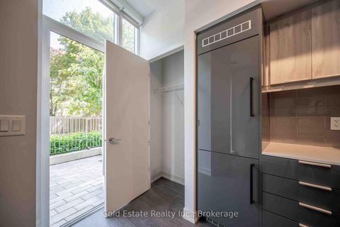 Photo 9 at 107 - 104 Glen Everest Road, Cliffside, Toronto