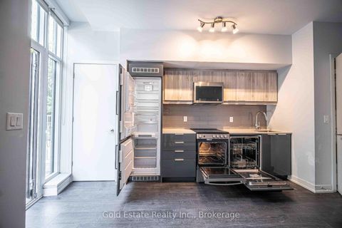 Photo 13 at 107 - 104 Glen Everest Road, Cliffside, Toronto