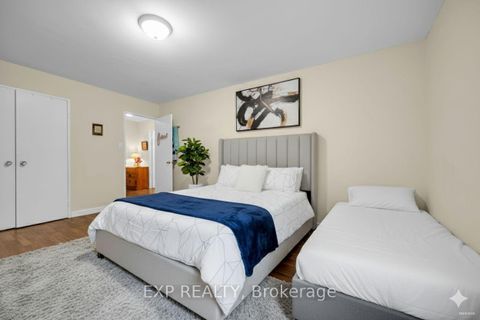 Photo 9 at 14 - 33 Four Winds Drive, York University Heights, Toronto