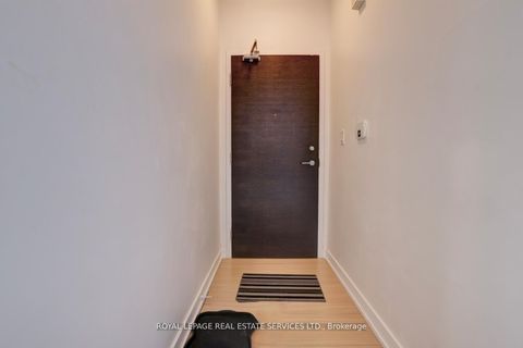 Photo 4 at 3902 - 21 Iceboat Terrace, Waterfront Communities C1, Toronto