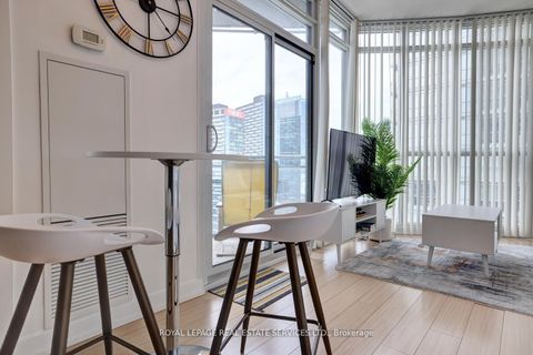 Photo 9 at 3902 - 21 Iceboat Terrace, Waterfront Communities C1, Toronto