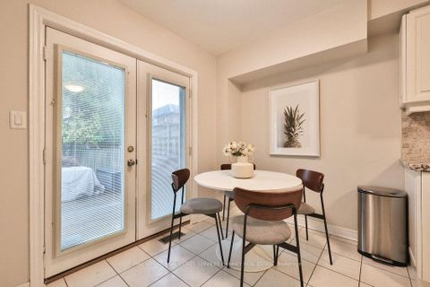 Photo 14 at 2247 Hummingbird Way, WT West Oak Trails, Oakville