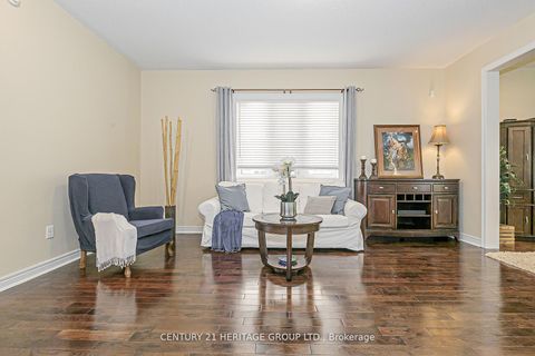 Photo 3 at 44 Madison Avenue, Oak Ridges, Richmond Hill