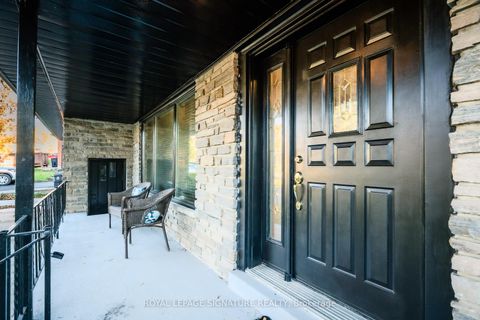 Photo 1 at 15 Prattley Drive, Don Valley Village, Toronto