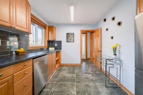 Photo 6 at 15 Prattley Drive, Don Valley Village, Toronto