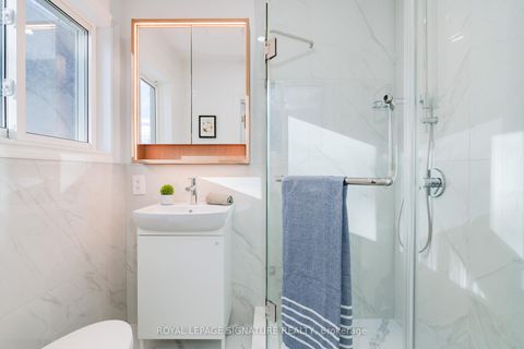 Photo 21 at 15 Prattley Drive, Don Valley Village, Toronto