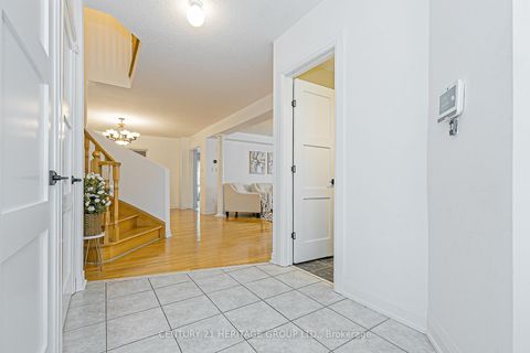Photo 1 at 29 Eminence Road, Patterson, Vaughan