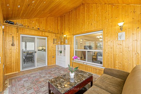 Photo 13 at 29 Eminence Road, Patterson, Vaughan