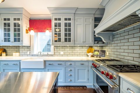 Photo 9 at 36 Boswell Avenue, Annex, Toronto