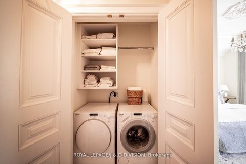 Photo 19 at 36 Boswell Avenue, Annex, Toronto