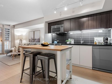 Photo 1 at 811 - 75 Queens Wharf Road, Waterfront Communities C1, Toronto