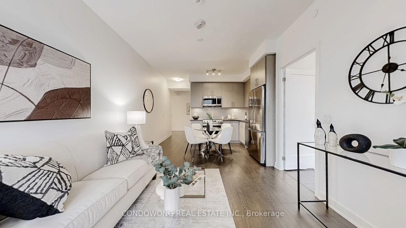 2204 - 95 Oneida Crescent, Langstaff, Richmond Hill 