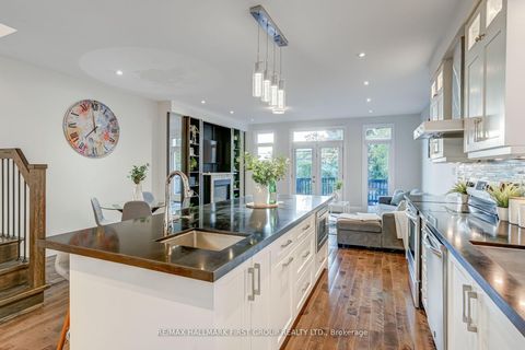 Photo 11 at 38 Mystic Avenue, Oakridge, Toronto