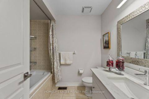 Photo 12 at 39 Pitney Avenue, Jefferson, Richmond Hill