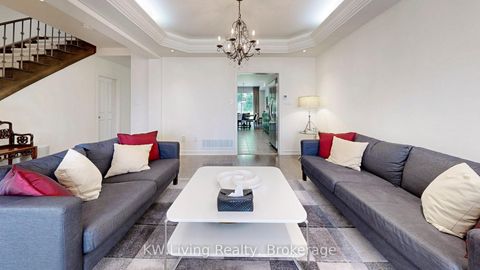 Photo 5 at 16 Carriage House Court, Jefferson, Richmond Hill