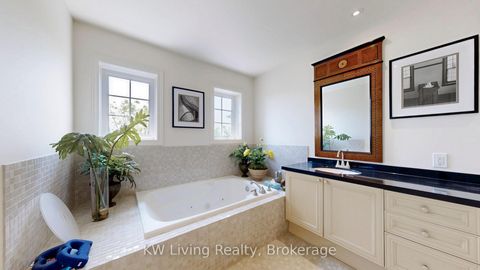 Photo 22 at 16 Carriage House Court, Jefferson, Richmond Hill