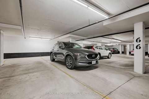 Photo 13 at 814 - 17 Michael Power Place, City Centre West, Toronto