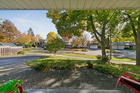 Photo 4 at 2251 Carol Road, FD Ford, Oakville