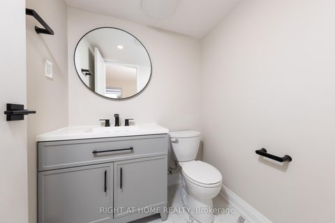 Photo 13 at 722 - 1450 Glen Abbey Gate, GA Glen Abbey, Oakville