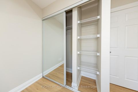 Photo 21 at 722 - 1450 Glen Abbey Gate, GA Glen Abbey, Oakville