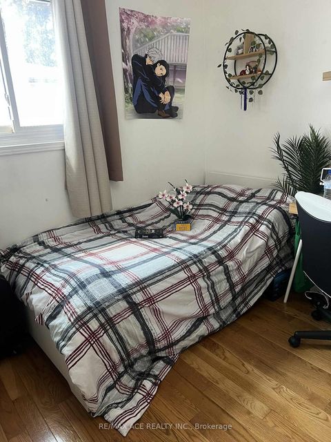 Photo 9 at 33 Crow Trail, Malvern, Toronto