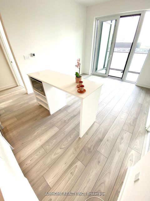 Photo 14 at 1017 - 8 TIPPETT Road, Clanton Park, Toronto