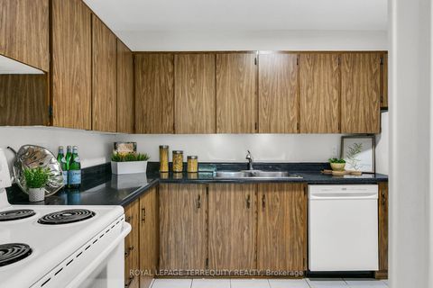 Photo 16 at 207 - 2500 Bridletowne Circle, L'Amoreaux, Toronto