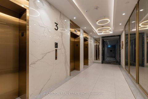 Photo 3 at 301 - 455 Wellington Street W, Waterfront Communities C1, Toronto