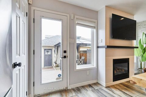 Photo 14 at 104 Roxton Road, RO River Oaks, Oakville