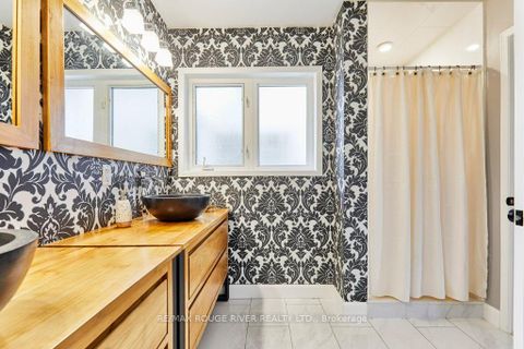 Photo 33 at 104 Roxton Road, RO River Oaks, Oakville