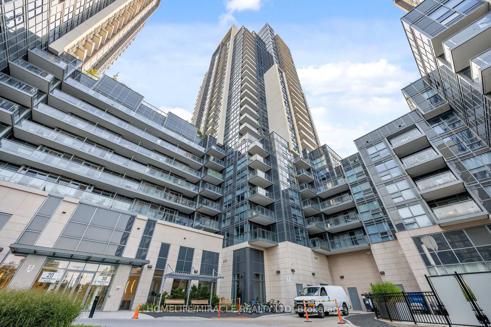 2002 - 30 Meadowglen Place, Woburn, Toronto 