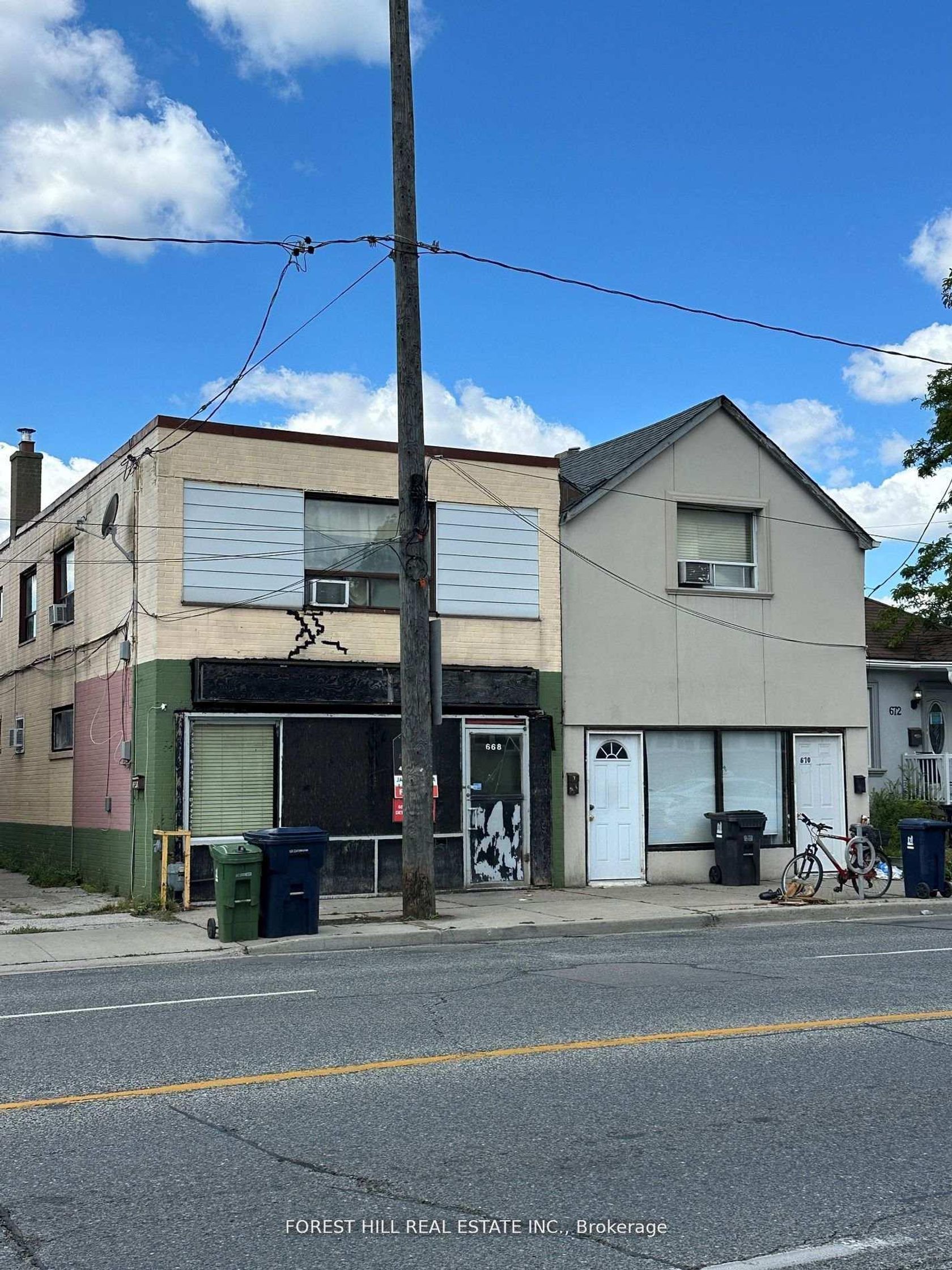 668 Jane Street, Smythe, Toronto 