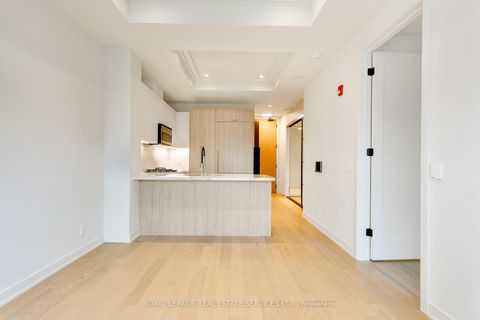 Photo 2 at 307 - 123 Maurice Drive, CO Central, Oakville