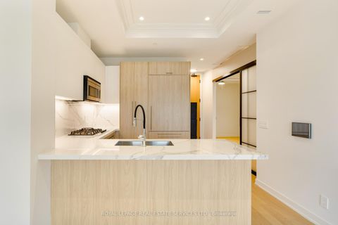 Photo 8 at 307 - 123 Maurice Drive, CO Central, Oakville