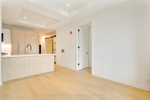 Photo 10 at 307 - 123 Maurice Drive, CO Central, Oakville