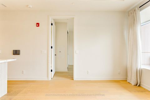 Photo 17 at 307 - 123 Maurice Drive, CO Central, Oakville