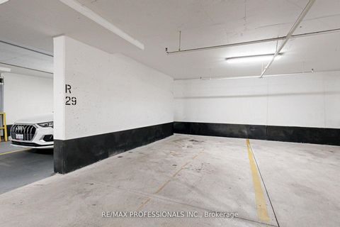 Photo 14 at 1601 - 28 Linden Street, North St. James Town, Toronto