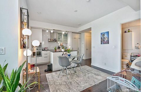 Photo 18 at 802 - 14 York Street, Waterfront Communities C1, Toronto